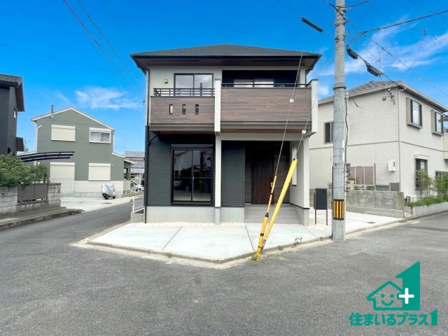 ★26(土)27(日)現地見学可能！★木津川市木津南後背　第5期　限定1邸の外観|安心の10年保証！外観を美しく保ち、雨水で汚れを落とします！気になることがありましたら、お気軽にお問い合わせください！