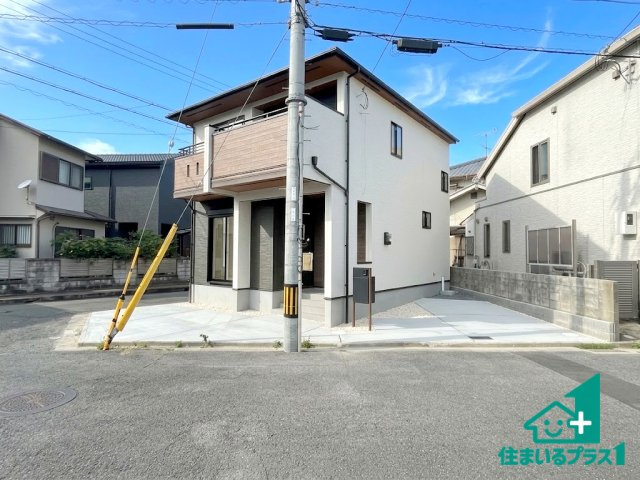★3(土)4(日)現地見学可能！★木津川市木津南後背　第5期　限定1邸の外観|お客様に長く安心して住んでいだだける事にこだわった家づくり！住んでからのアフターサービスにもしっかりと取り組んでいます！