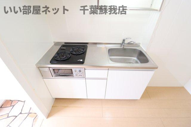 リヴィエールのキッチン|コンパクトなキッチンで掃除もラクラク