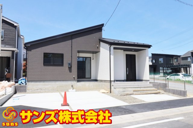 郡山市喜久田町字双又　　　５号棟　　　富田小学校、富田中学区の外観|南側から見た外観♪