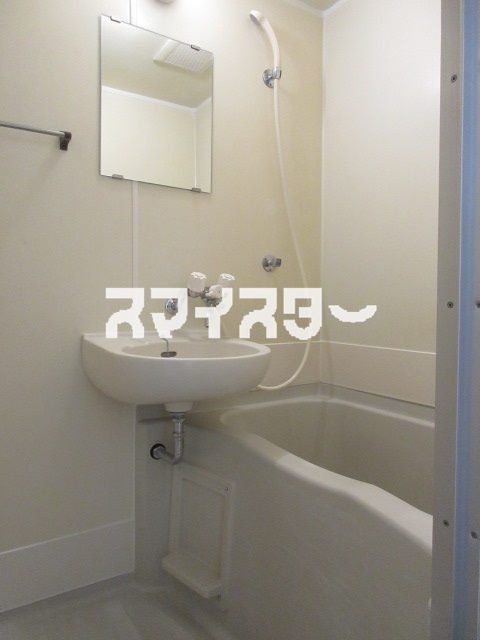 滝ノ上ハイツ井上Ａ棟の洗面所