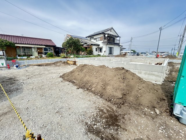 新築　高崎市金古町第17　クレイドルガーデン　１号棟の駐車場|現地写真　駐車スペースは並列2台分可能です！
