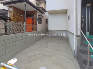 【駐車場】
