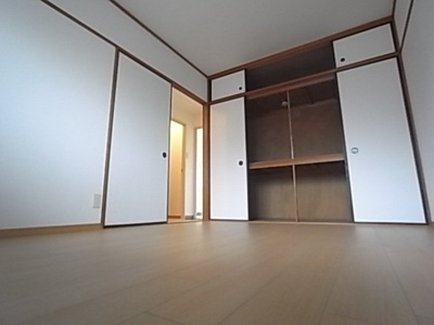 【洋室】 | ビューテラス畷B棟