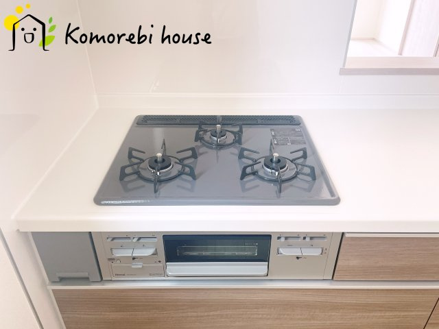 第3　伊奈町小室　新築一戸建て　ハートフルタウン　Hのキッチン|キッチンでお料理をお楽しみください