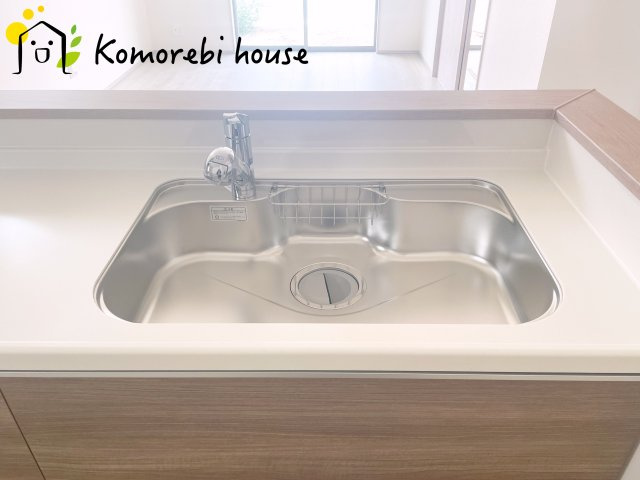 第3　伊奈町小室　新築一戸建て　ハートフルタウン　Hのキッチン|キッチンです