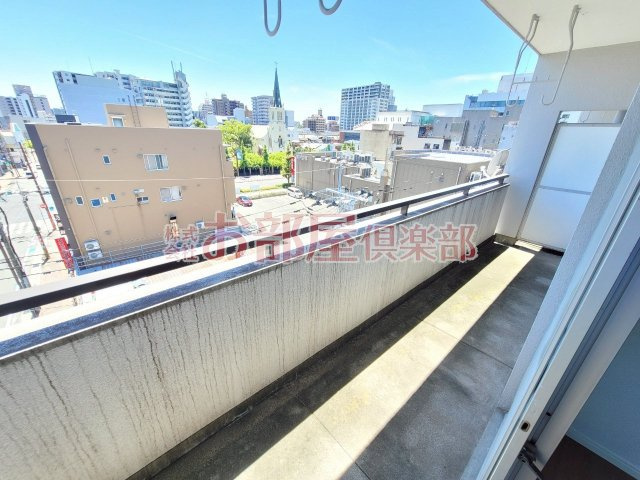宮ノ前ビルのバルコニー|広々としたバルコニーです
