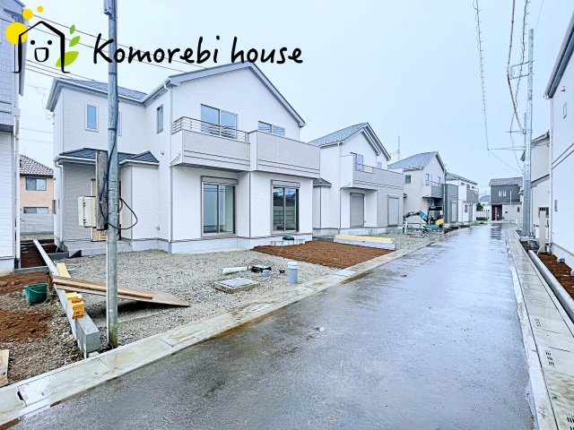 第3　伊奈町小室　新築一戸建て　ハートフルタウン　Iの前面道路含む現地写真|前面道路含む現地写真です