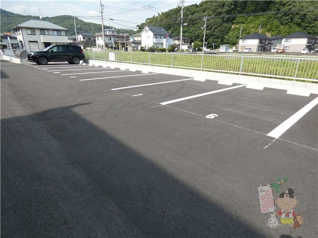 ソラリオの駐車場