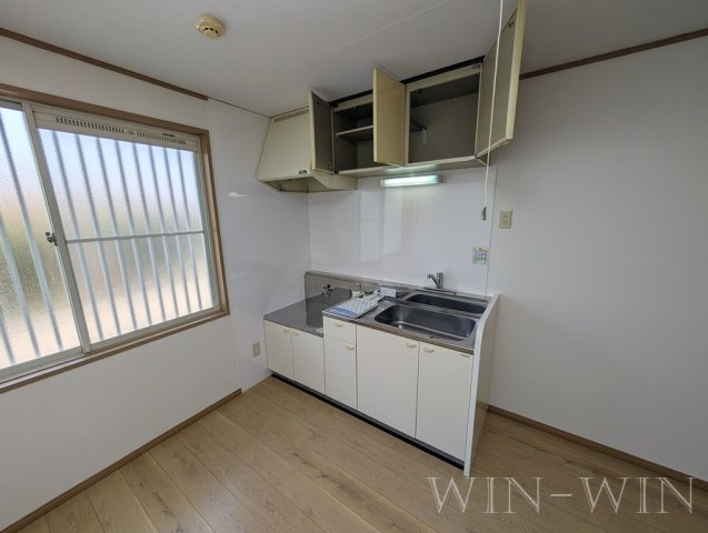 コーポアロー高師 Ⅱのキッチン|イメージ（同建物内別部屋の写真です）