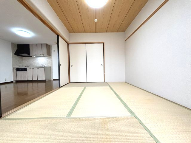 メゾンラヴィの和室
