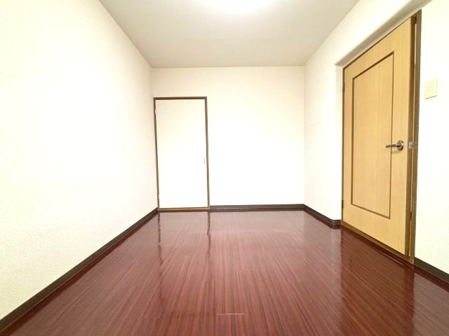 メゾンラヴィの洋室
