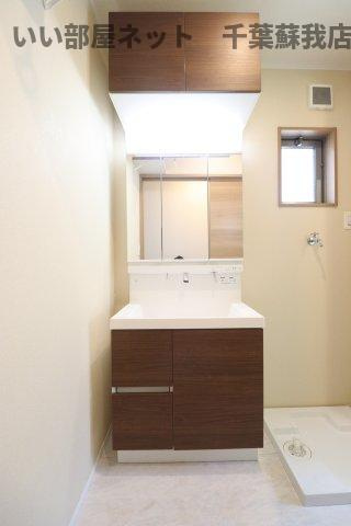 あすなろ市場町の独立洗面台|使いやすい独立洗面台です