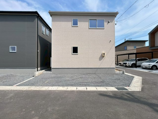【商談中】リーブルガーデン　一宮市丹陽町九日市場第5　全2区画分譲の駐車場|■駐車場2　■ヤマダ不動産　株式会社リライフ　
■夢のマイホーム購入をフルサポートします！