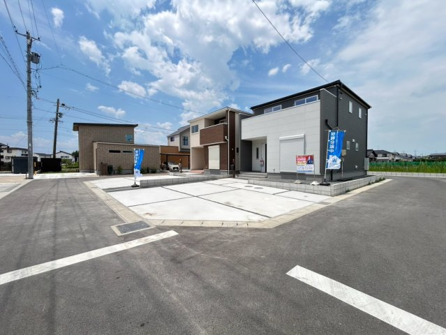 【商談中】リーブルガーデン　一宮市丹陽町九日市場第5　全2区画分譲の前面道路含む現地写真|■前面道路　■ヤマダ不動産　株式会社リライフ　
■夢のマイホーム購入をフルサポートします！