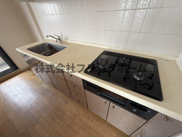 三鷹市下連雀３丁目の賃貸マンションのキッチン