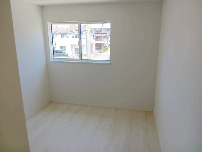 【洋室】 | 沼津市下香貫01期 新築建売分譲住宅 建物＋土地 TW06149 | 沼津市下香貫塚田　1号棟　２F洋室5.7帖　※令和8年7月9日撮影写真