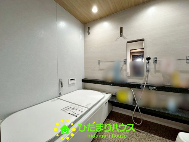 久喜市北広島　中古一戸建ての浴室