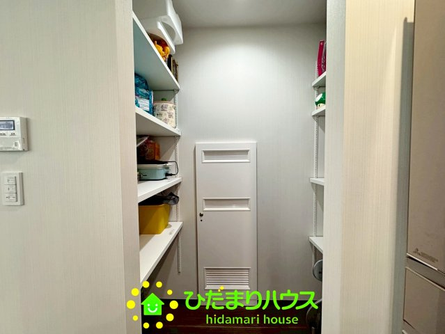 久喜市北広島　中古一戸建ての収納