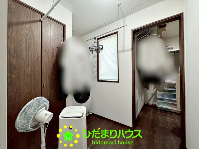 久喜市北広島　中古一戸建てのランドリースペース