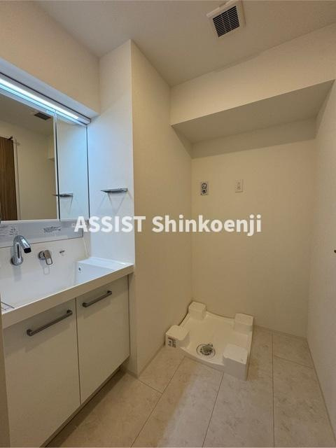中野区中野３丁目の賃貸マンションの内装