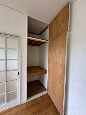 【収納】 | グリーンハイム中島 | 洋室6帖のお部屋にある収納スペースです！お部屋がすっきり片付いて快適に！