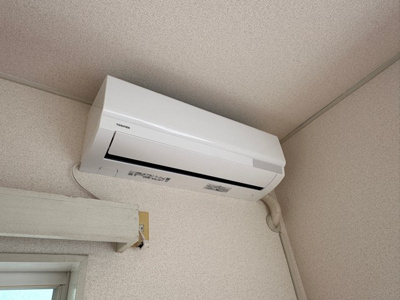 【設備】 | グリーンハイム中島 | 暑い夏や寒い冬に大活躍！洋室6帖のお部屋にあるエアコンです☆冷暖房完備で1年中快適に過ごせます♪