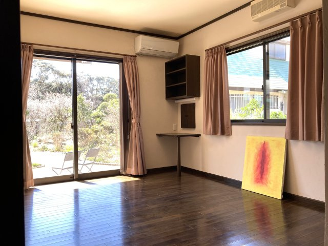 下田市　須崎 の居間・リビング