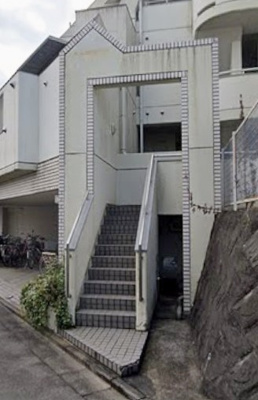 【エントランス】 | ランドジッツ平塚