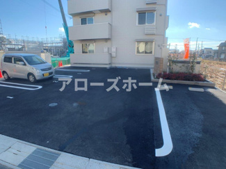 【駐車場】