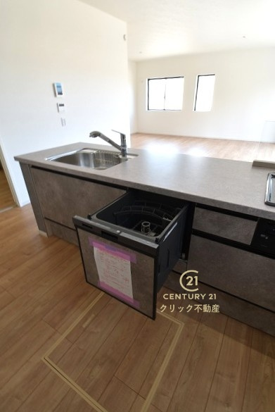 GRACE　水戸市浜田町　1期 　2のキッチン|食事の後片付けもラクラクの食洗機つき♪水道代の節約になり、気になる手荒れも防げそう！