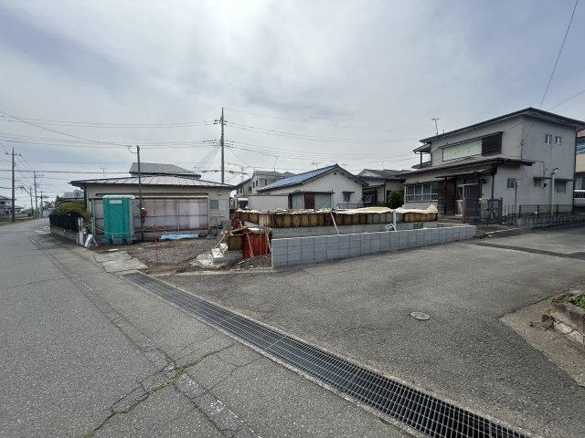 新築　高崎市足門町第9　クレイドルガーデン　2号棟の前面道路含む現地写真|現地写真　南側接道幅員約5.7ｍ　