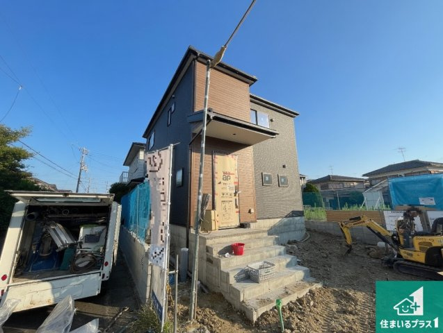 草津市西矢倉　新築一戸建ての外観|現在の進捗状況です！順調に作業進行中、完成が待ち遠しいです！詳細の間取り等、お気軽にお問い合わせください！