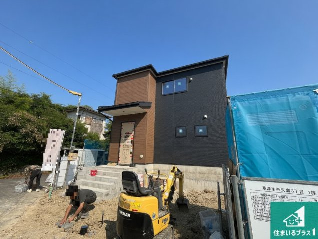 草津市西矢倉　新築一戸建ての外観|現在の進捗状況です！順調に作業進行中、完成が待ち遠しいです！詳細の間取り等、お気軽にお問い合わせください！