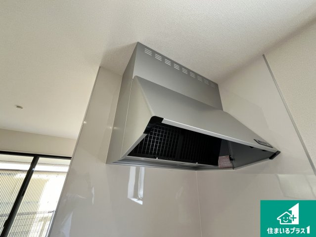 草津市西矢倉　新築一戸建ての設備|汚れにくいスロットフィルタでお手入れラクラク！ＬＥＤ照明付き！
