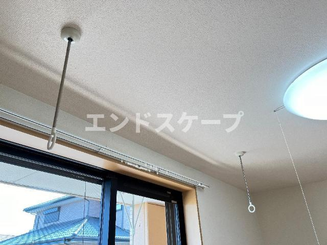 友の設備|室内物干
高崎、前橋のお部屋探しはエンドスケープまで！お客様の理想お聞かせ下さい♪