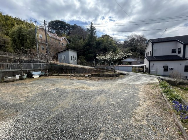 北茨城市平潟町　中古戸建の駐車場