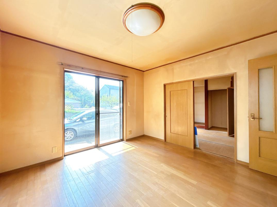 北茨城市平潟町　中古戸建の居間・リビング