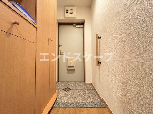 クレサンテームの玄関|高崎、前橋のお部屋探しはエンドスケープまで！お客様の理想お聞かせ下さい♪