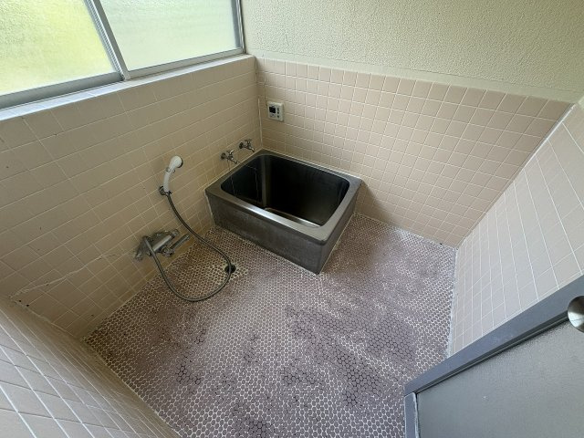 中古戸建の浴室