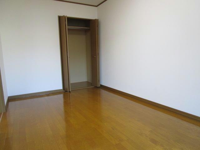 アクティブ2007の洋室