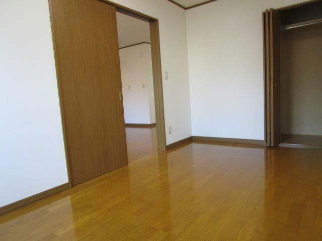 アクティブ2007の洋室