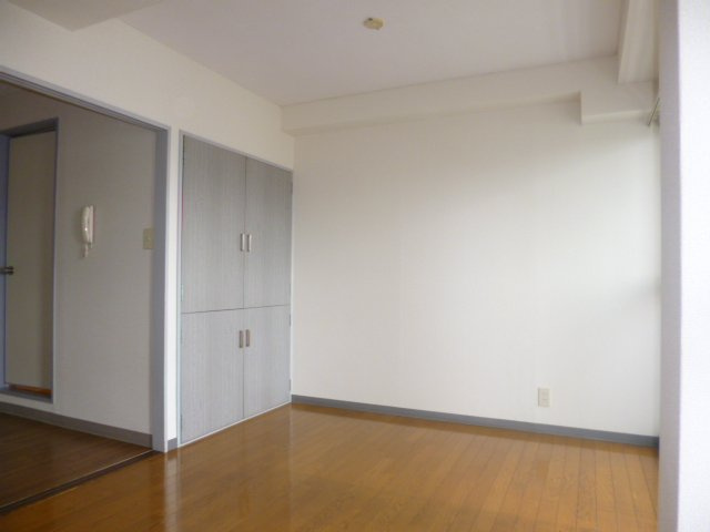 あけぼのＳＳビルの洋室