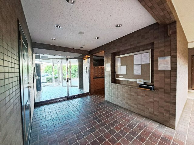 【エントランス】 | ロイヤルシャトー南大泉　(保谷店) | 2026年3月に室内リフォーム済みです。(壁紙・畳・襖・タイルカーペット)