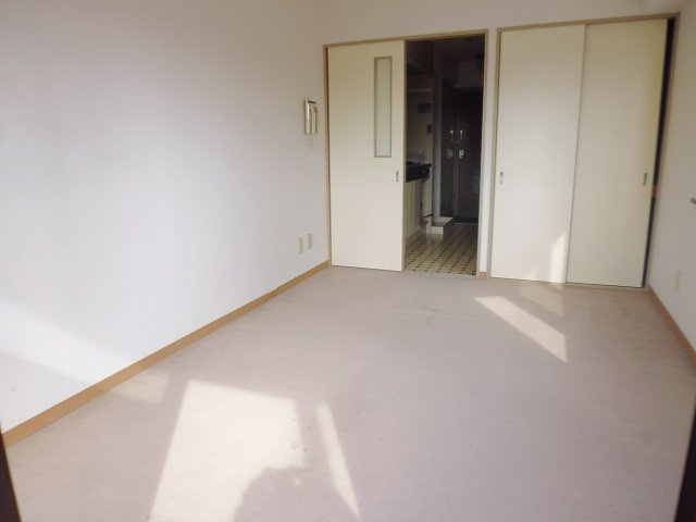 西明石ハイツの洋室