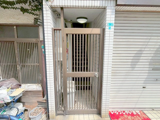 TKマンションのエントランス