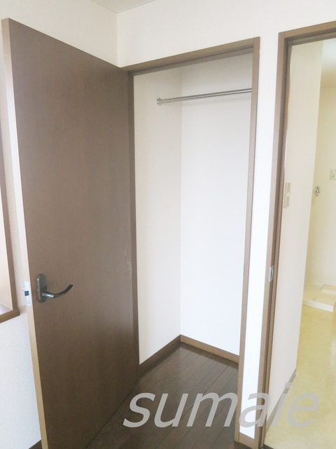 ドミール板橋本町の収納|クローゼット完備☆