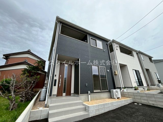 梅薮西町貸家の外観