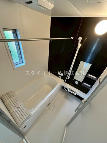 梅薮西町貸家の浴室
