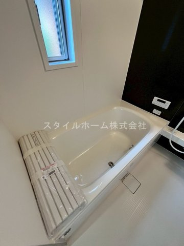 梅薮西町貸家の浴室